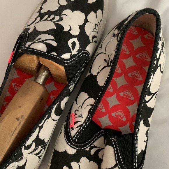 Brand new worn outside twice - Picture 3 of 3